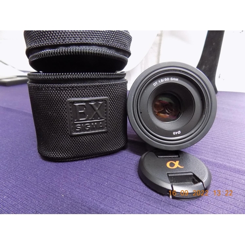 327 - Sony DT 1.8/50mm SAM Lens - Sony A Mount, Includes Carry Case and Protective lens Filter