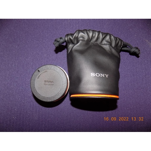 331 - SAL 1.4TC Teleconverter for Sony A Mount, with Carry Case