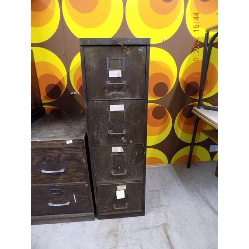 256 - Metal Filing Cabinet