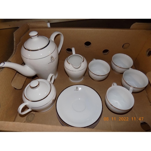 21 - Queen Elizebeth II Golden Jubilee Tea Set