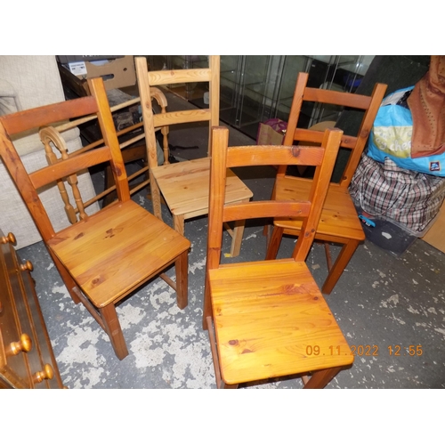 259 - 4 Pine Chairs