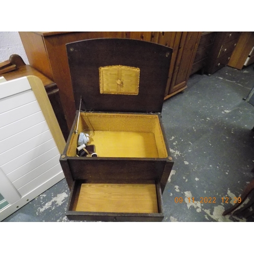 274 - Large Sewing Box