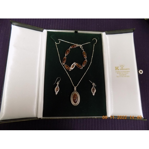 300 - Amber and Sliver Necklace, Earrings & Bracelet Set