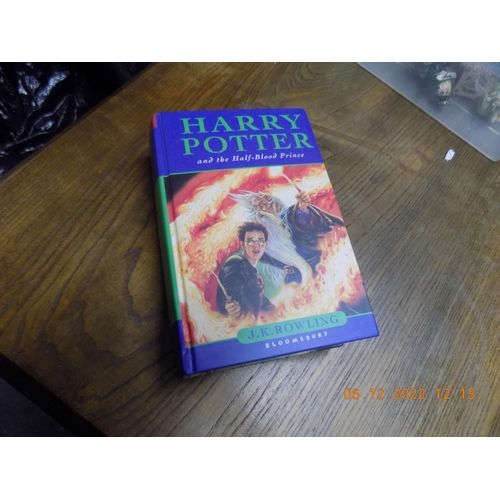31 - Harry Potter and The Half Blood Prince First Edition Book.  Misprint on pg 99, says 'eleven owls' in... 