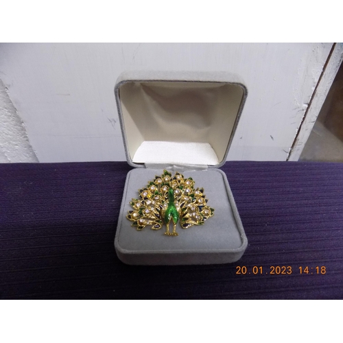 304 - Vintage Gold Plated Peacock Brooch