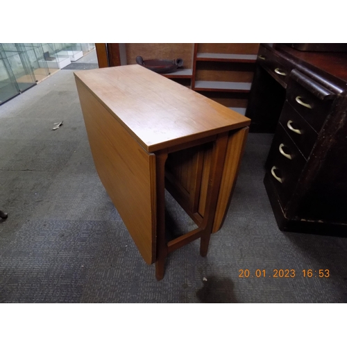 298 - Gate leg Table