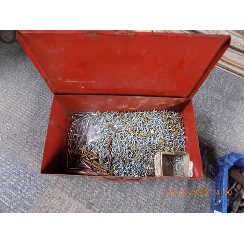 39 - Tin Box of Mixed Screws