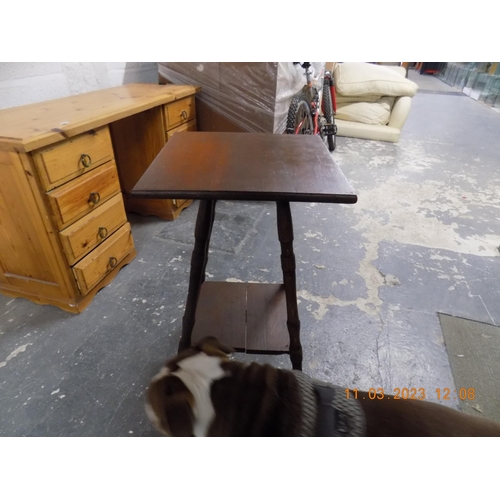 292 - Plant Stand with Imitation Bamboo Legs