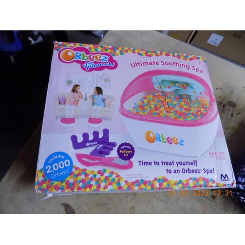 258 - Orbeez Kids Ultimate Soothing Foot Spa.  New Damaged Box