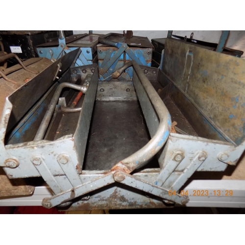 Lot 77        