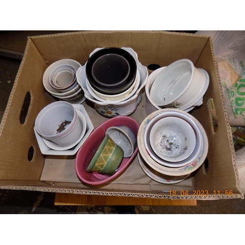 32 - Box of Plant Pots