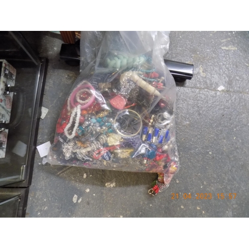 400 - Large Bag of Costume Jewellery