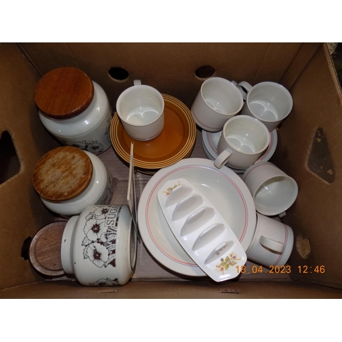 46 - Box of Hornsea Pottery. Inc Saffron, Cornrose & Rare Elite