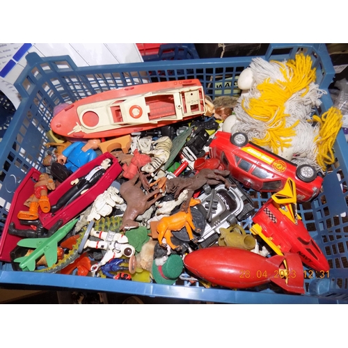 358 - Tray of Vintage Toys and Animals