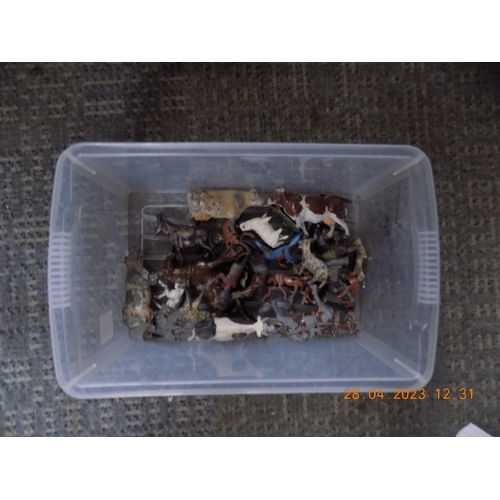 359 - Selection of Vintage Metal Figures and Animals