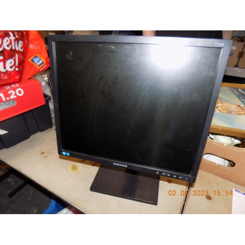 105 - Samsung Colour Monitor untested