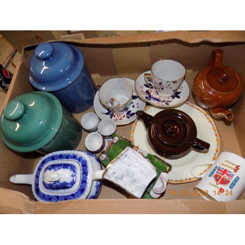 141 - Box of Mixed Pottery