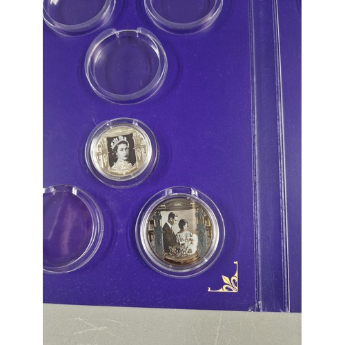 580 - Selection of Commemorative Coins inc Elvis and the Platinum Jubilee 24ct Layered Coins and Queen Eli... 