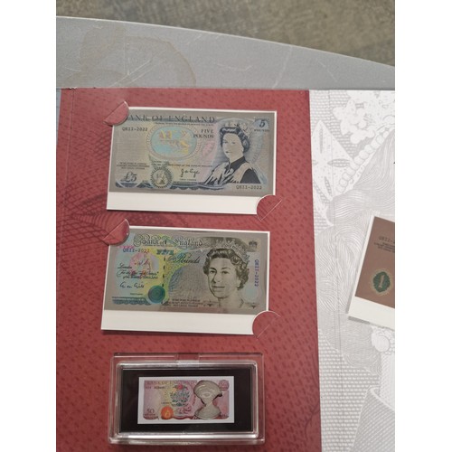 583 - Queen Elizabeth II Platinum Bank Note Collection. Including Platinum One Pound Note, Twenty Pound No... 