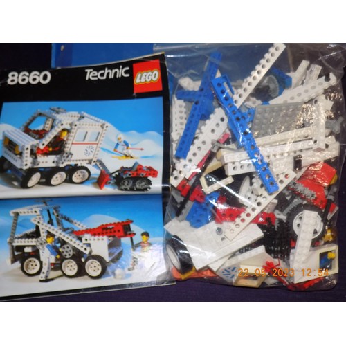 290 - Lego Technic 8660 Arctic Rescue