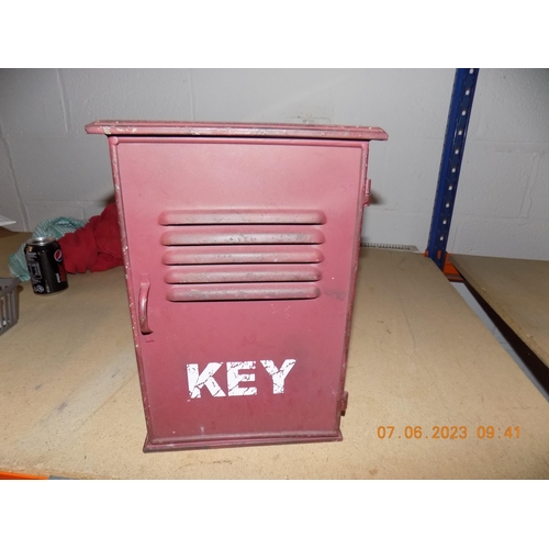 137 - Metal Key Box