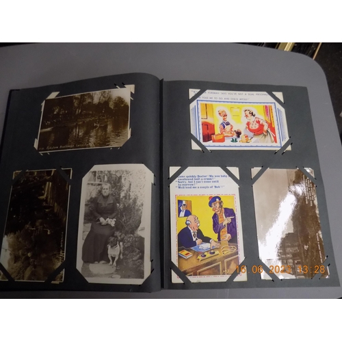 522 - A Vintage Postcard Album with 300+ unsorted all Early 1900's Postcard.  They are mainly UK Topograph... 