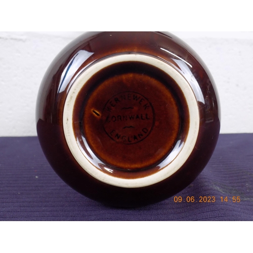 117 - kernewek Vase