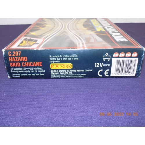 99 - Scalextric Hazard Skid Chicane