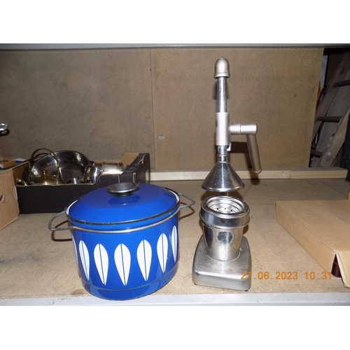 Lot 34        