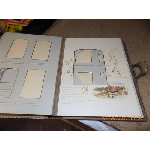 127 - Vintage Photo Album