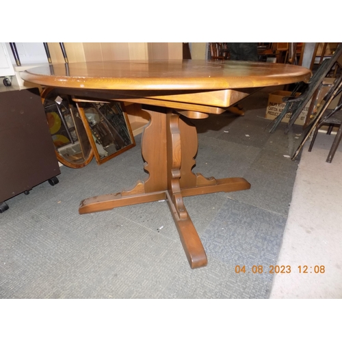 653 - Ercol Extendable Dining Table