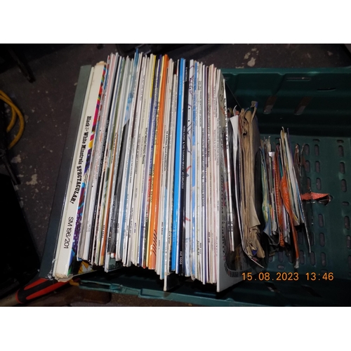 102 - Selection of Vinyl LP's, 78's and 45's