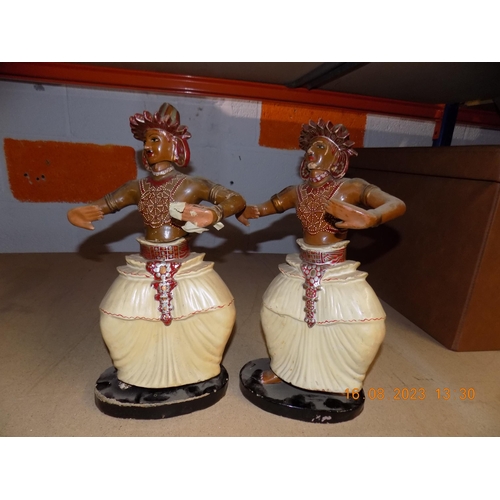 303 - 2 Dancing Figurines