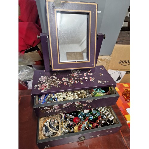 739 - Jewellery Box with Contents