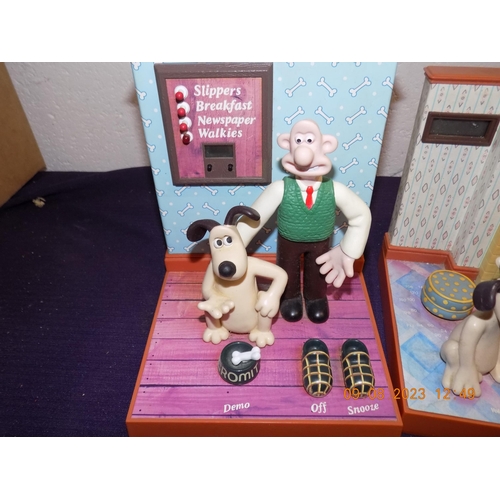 13 - 2 Wesco Wallace and Gromit Alarm Clocks