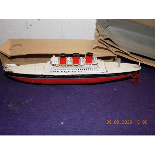 16 - 2 Vintage Wind Up Cruise Liners - Made in Germany