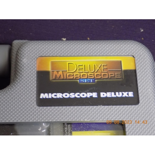 42 - Micro Science Deluxe Microscope Set