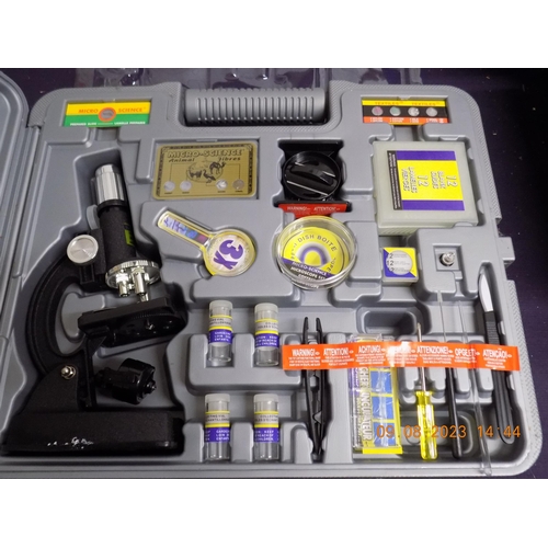 42 - Micro Science Deluxe Microscope Set