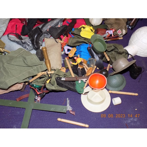 43 - Selection of Vintage Action man and Accessories