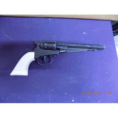 123 - Remington 44 Army Cap Gun