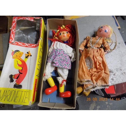 41 - 2 Vintage Marionette Puppets - 1 Boxed