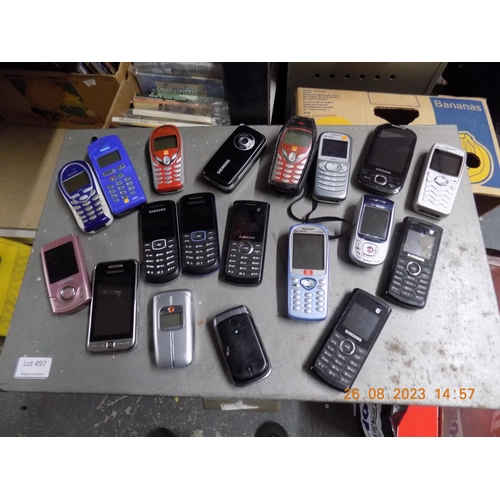 49 - Bag of Mobile Phones. Inc Samsung, Sagem and Siemens