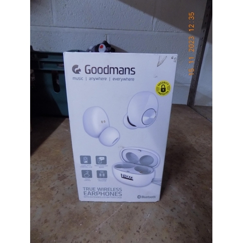 96 - Goodmans Wireless Earphones