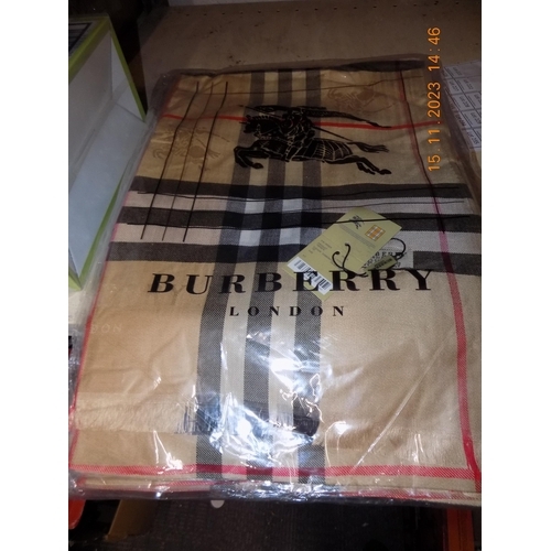 218 - Pack of 10 Burberry Style Scarves