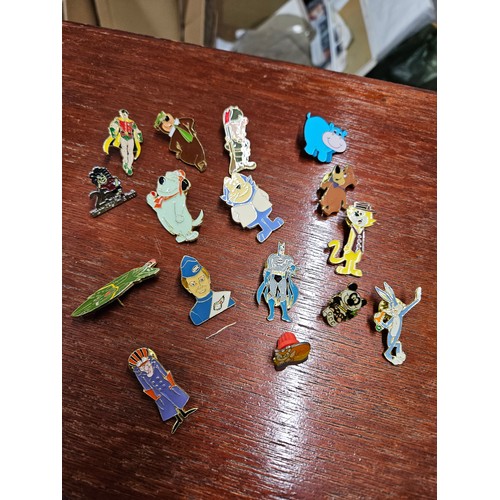 554 - Selection of Vintage TV Program Character Pin Badges