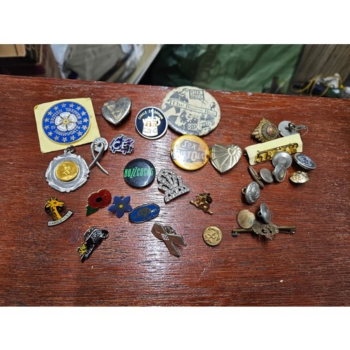 555 - Selection of Pin Badges and Buttons