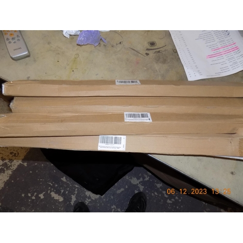 284 - 4 Heavy Duty Shelf Brackets