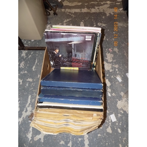 569 - Box of Vinyls