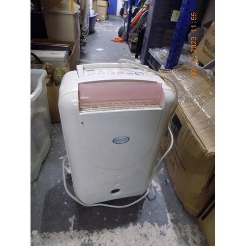 582 - Dehumidifier w/o