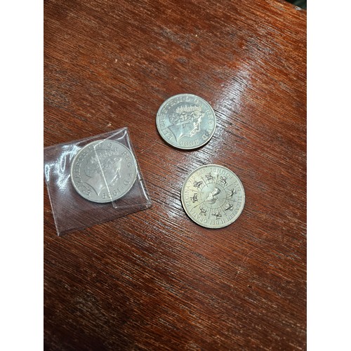 668 - 3 Collectable £5 Coins